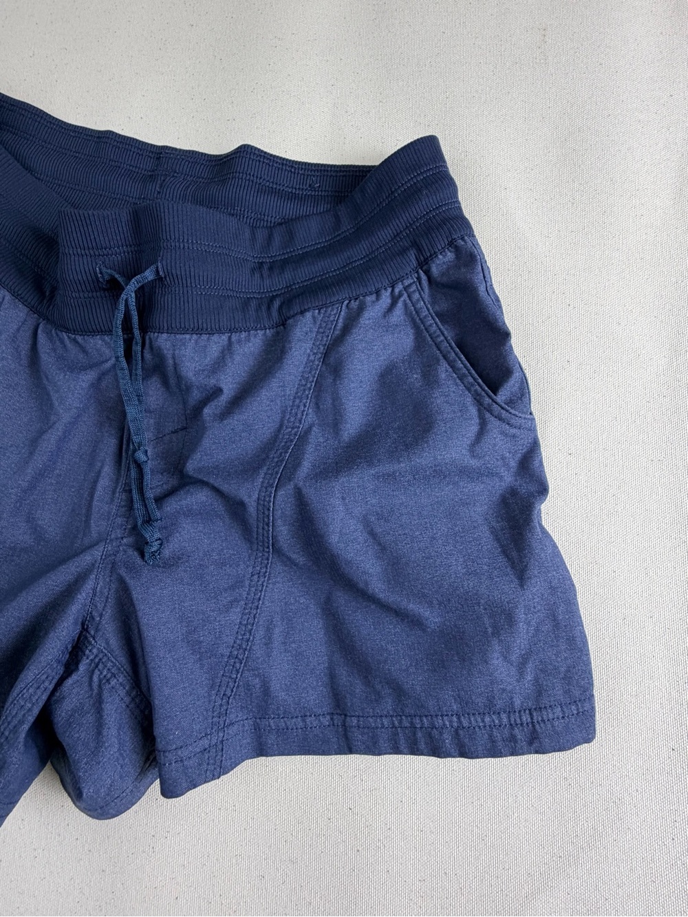 The North Face Women's Navy Athletic Drawstring Shorts - Picture 2 of 14